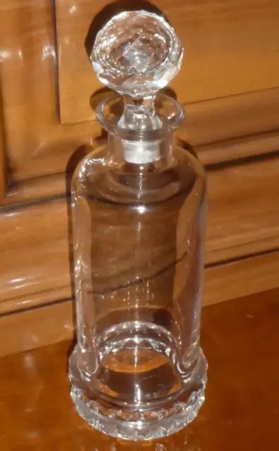 ANCIENNE CARAFE À liqueur en cristal BACCARAT Saint Louis Numéroté H 24