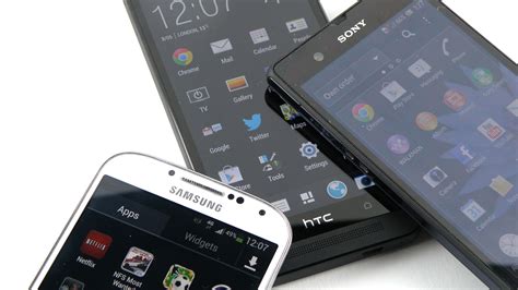 Samsung Galaxy S4 Htc One And Iphone 5 Face Off As T3 Awards 2013 Open