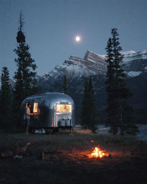 Traveling Page - 🌍 Saskatchewan River Crossing, Alberta, Canada | 📸...