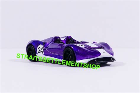 Hot Wheels 2024 Exclusive Toy Fair Mclaren Elva Purple Loose Mint Ebay