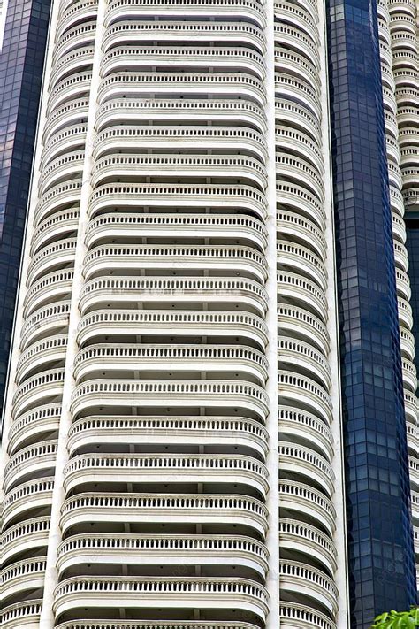 Background Gedung Pencakar Langit Di Distrik Kantor Bangkok Dilihat Dari Teras Di Thailand Foto