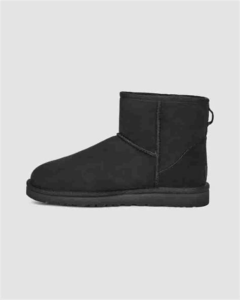 Classic Mini Black | UGG