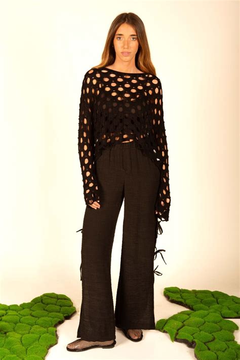 Remera Calada Negro Tits