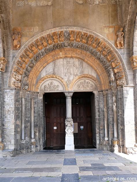 Catedral De Oloron Sainte Marie