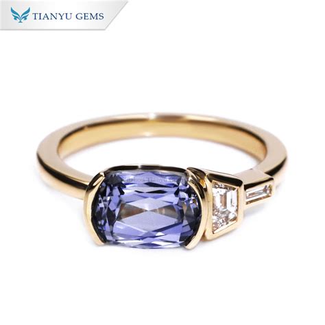 Tianyu Gems Cushion Cut Blue Sapphire Yellow Gold Ring Lab Grown