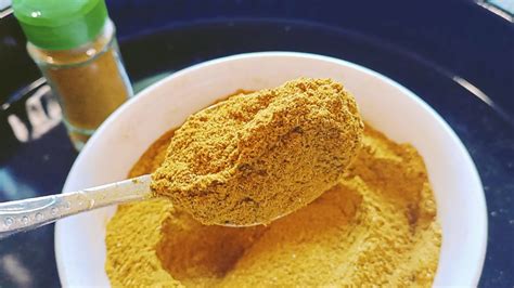 Poudre De Curry Fait Maison Recette Curry Powder Cuisine Comorienne