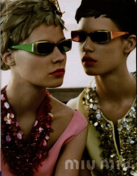 Miu Miu S S 2004 By Mario Testino Miu Miu Bag Miu Miu Shoes Purple Fashion Colorful Fashion