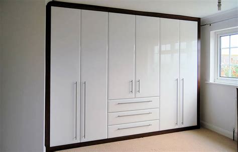 25 Inspiration Modern Bedroom Wardrobe Design Ideas Decor Units