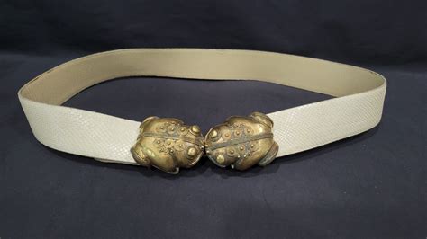 Vintage Solid Brass Kissing Frogs Art Belt Buckle Belt Gem