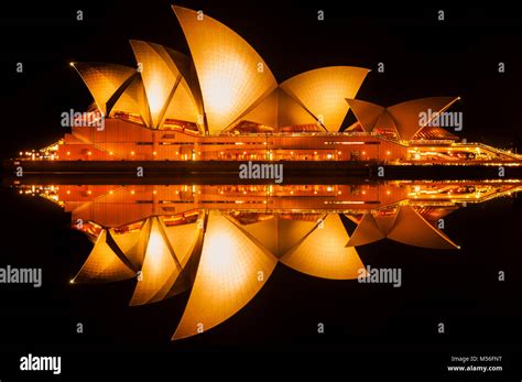 Famous Sydney Opera House Reflections Stock Photo Alamy