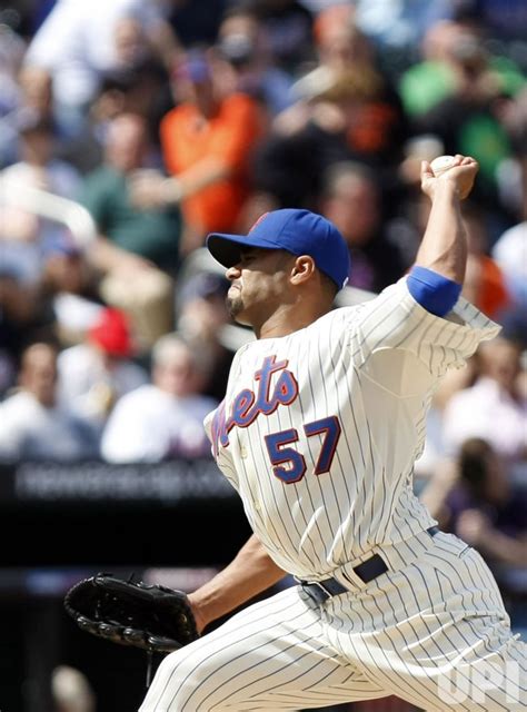 Photo New York Mets Johan Santana At Citi Field In New York