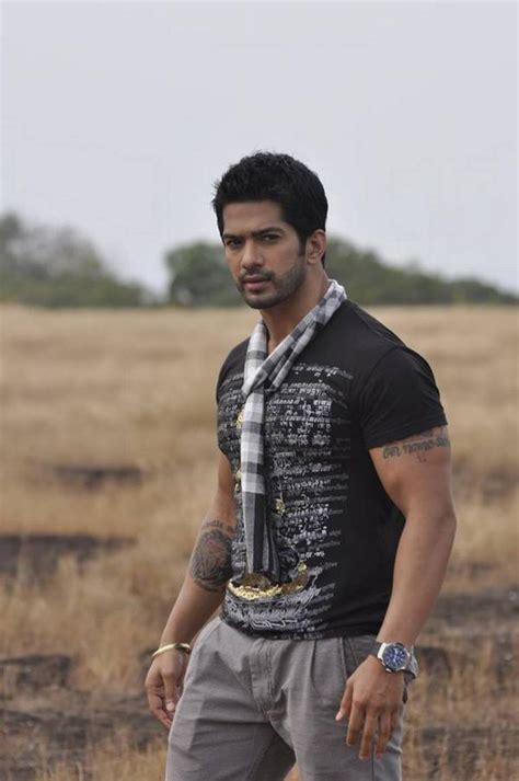 Television Actor Amit Tandon Photo Veethi