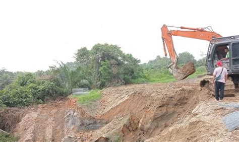 Longsor Terjang Irigasi 876 Hektare Areal Sawah Di Bengkulu Terdampak