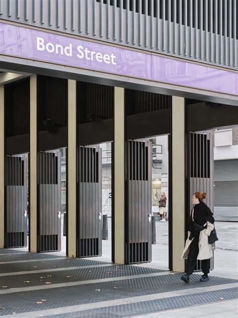 london officials expect more from liverpool street elizabeth line 12