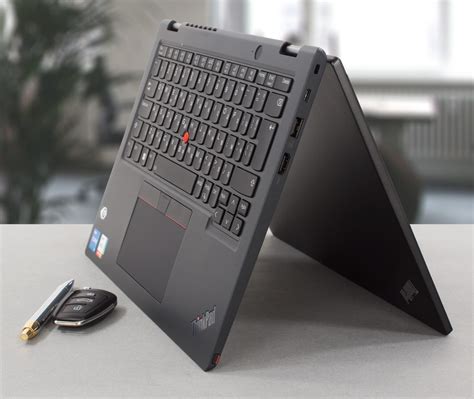 Lenovo ThinkPad L13 Yoga Gen 3 Test | LaptopMedia DE