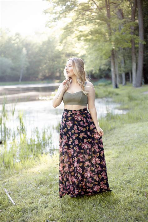 How To Wear A Maxi Skirt If You Re Short Coffee With Summer Short Girl Fashion Fashion