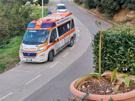 Per Il Furto Ambulanza Allisola Delba Pubblica Assistenza Porto