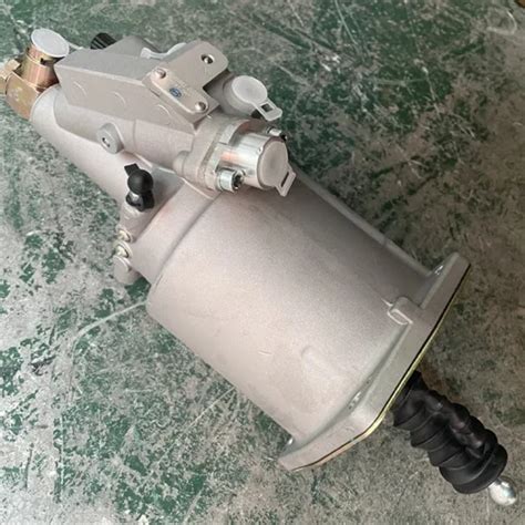 1608010 Tr910 Clutch Booster Cylinder For Dongfeng Tianlong Truck Spare