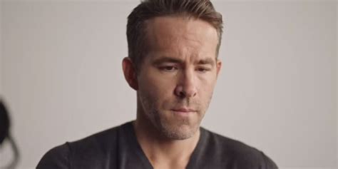 Retour L Poque O Ryan Reynolds A T D Vast Cause De La Trahison