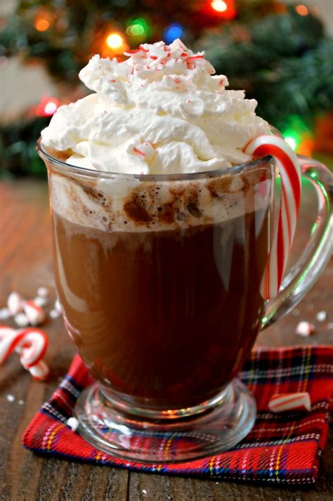 Homemade Peppermint Hot Chocolate