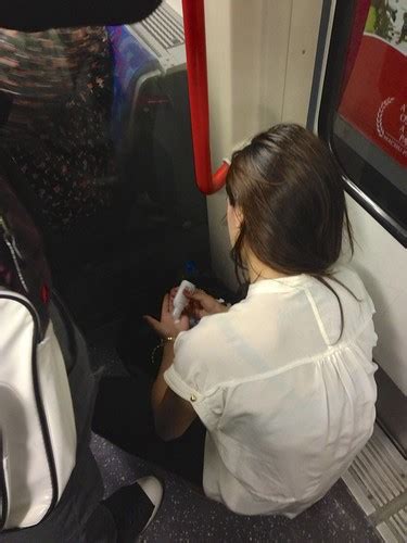 Central Line Boudoir London Underground Central Line Tfl Hell Flickr