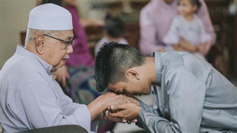 20 Ucapan Selamat Hari Raya Idul Fitri Untuk Orang Tua Yang Penuh Doa