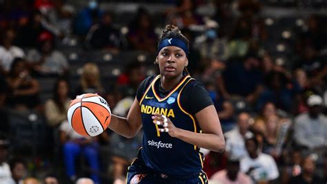 Fevers Nalyssa Smith Stress Fracture Out At Least 2 Weeks Espn