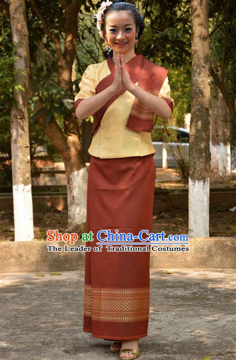 Traditional Thai Wedding Peacock Dress Complete Set