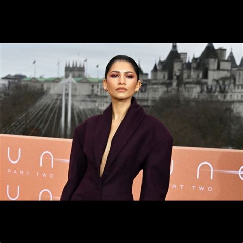 Zendaya a été contrainte d annuler une apparition télévisée après avoir