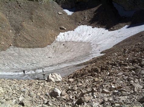 Il ghiacciaio del Calderone sul Gran Sasso si è ridotto del 65 a causa