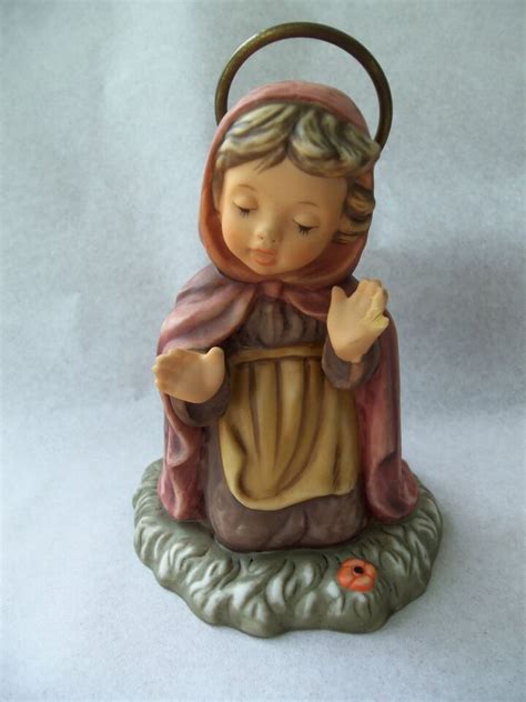 The Berta Hummel Studio Goebel Nativity Mary Figurine Halo