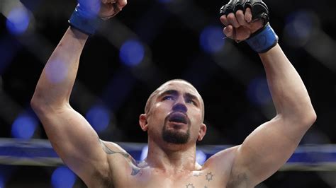 Robert Whittaker dominates Ikram Aliskerov with first-round knockout at ...