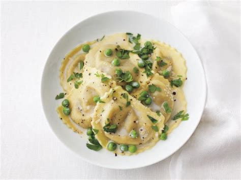 Ravioli Alfredo With Peas Recipe Food Network Kitchen Food Network