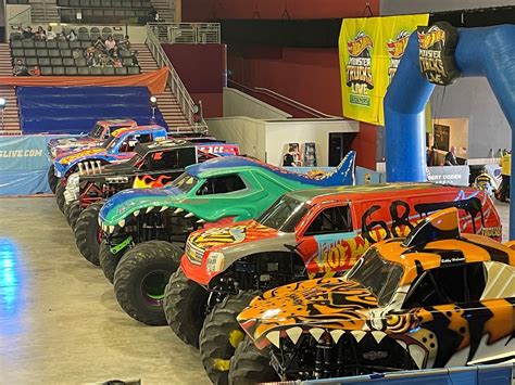 Hot Wheels Monster Truck Show Brings Enthusiasts To Bert Ogden Arena