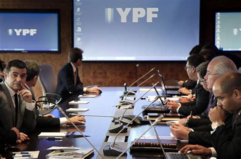 Ypf El Gobierno Negocia Con China Y Venezuela En Busca De Cooperaci N