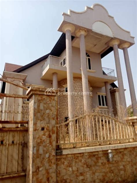 For Rent Brand New 4 Bedroom Fully Detached Duplex With 2 Room Bq