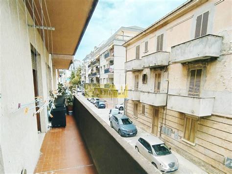 Vendita Appartamento Teramo Quadrilocale In Via Gaetano Braga 1 Buono