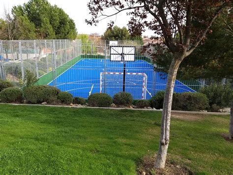 Construcción de pistas deportivas comunidad de vecinos