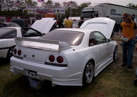 Nissan skyline r33 nismo body kit