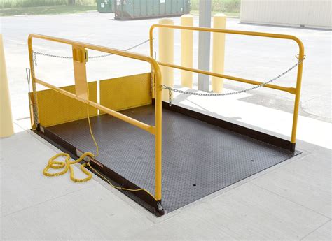 Hydraulic Loading Dock Scissor Lift | Mobile Dock Lift