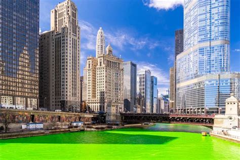 Chicago Skylines Building Along Green Dyeing River Of Chicago River On