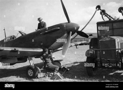 Raf Fighter Command 1940 Supermarine Spitfire Mk I R6800 Lz N Flown By