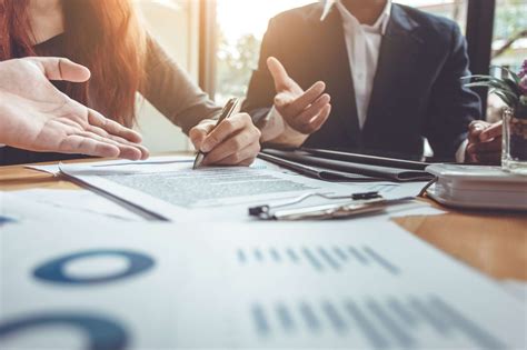 benefits    mortgage broker