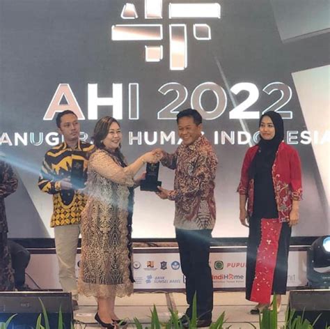 Humas Usu Raih Dua Penghargaan Anugerah Humas Indonesia