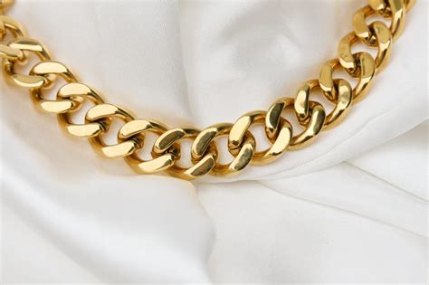 Gold Cuban Chain Necklace Gold Filled Cuban Chain Cuba Etsy Chain Necklace Gold Bracelet