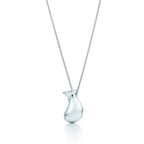 Elsa Peretti® Bottle jug pendant in sterling silver, mini. | Tiffany & Co.