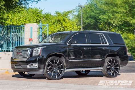 2015 GMC Yukon Denali With 26 Lexani CSS 15 CVR In Gloss Black