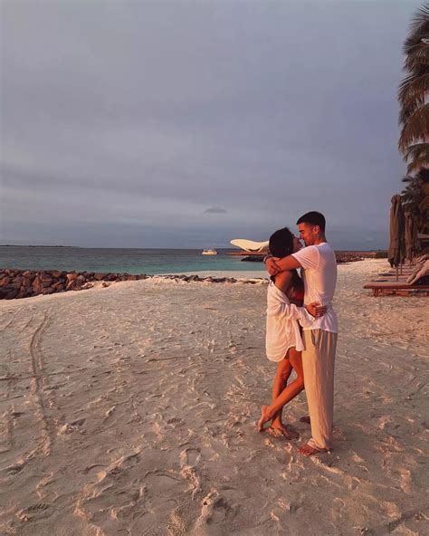 Pia Wurtzbachs Romantic Maldives Rendezvous With Husband Jeremy Jauncey