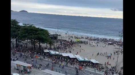 Hinchas De Boca Fueron Atacados Por Los De Fluminense En Una Playa De