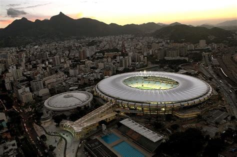 Iluminación de los Estadios de la Copa Mundial FIFA 2014 por Schréder ...